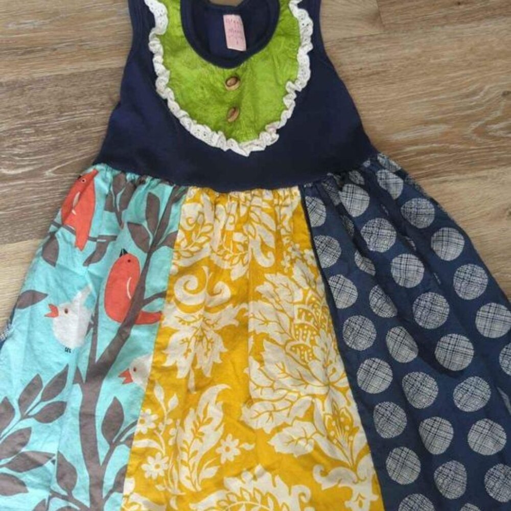 Giggle Moon Dress size 5 dress girls